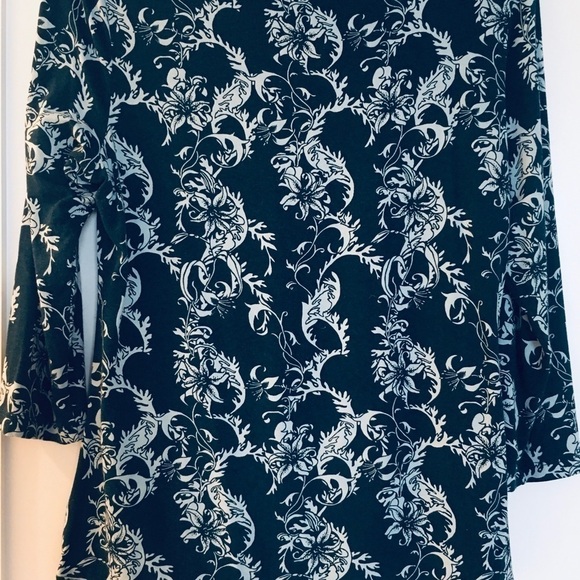 - Talbots petite top - Picture 2 of 7